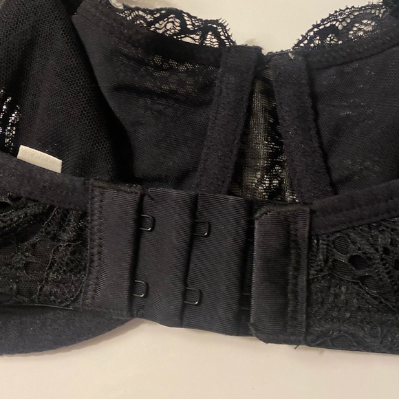 NWT Lively Unlined Lace Bra in Black - Picture 8 of 13
